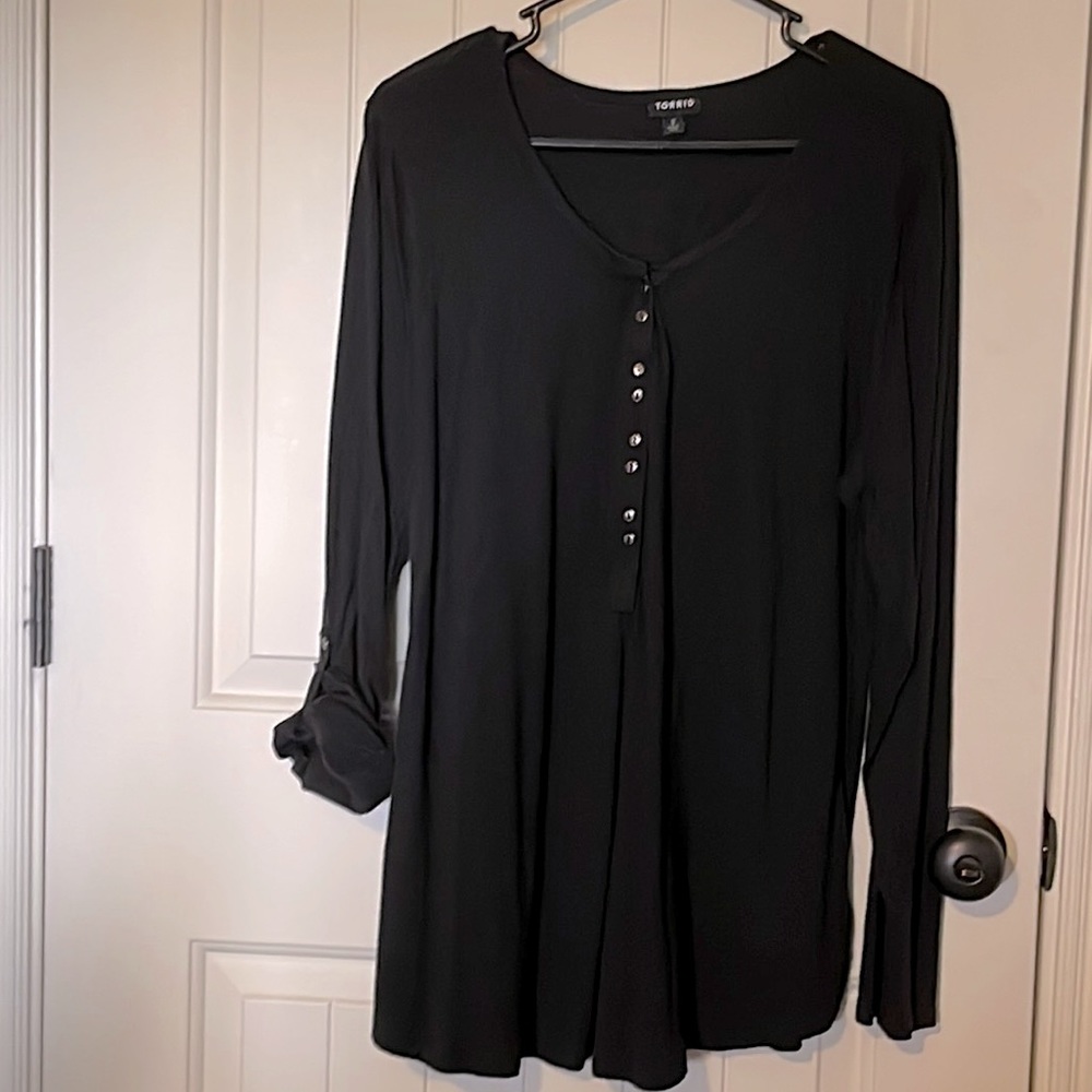 Torrid long sleeve button up
